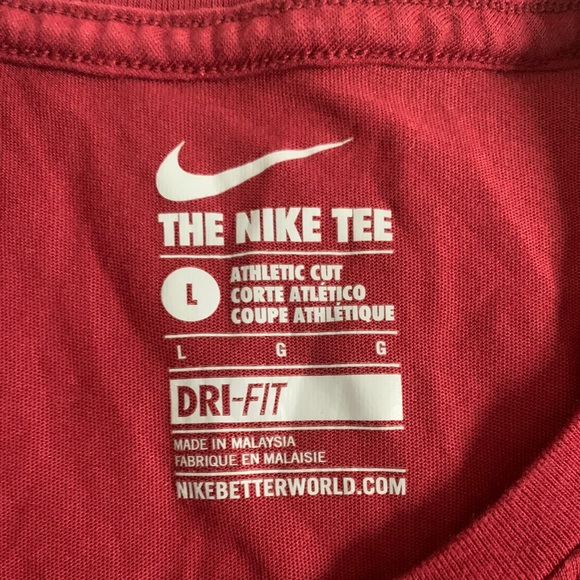 Nike Red Tee - Picture 3 of 3